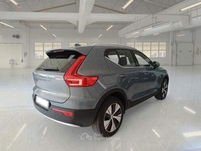 Volvo XC40 VOLVO XC40 T4 PLUG-IN HYBRID AUTO RECH INSCRIP EXPR SUV usata Verona