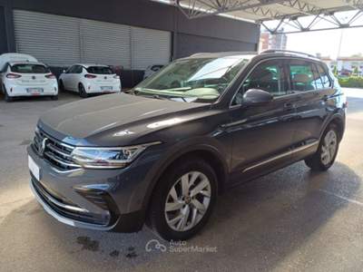 Volkswagen Tiguan VOLKSWAGEN TIGUAN 2.0 TDI SCR 110KW ELEGANCE DSG 4MOTION SUV usata Verona