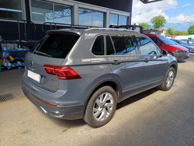 Volkswagen Tiguan VOLKSWAGEN TIGUAN 2.0 TDI SCR 110KW ELEGANCE DSG 4MOTION SUV usata Verona