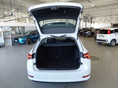 Skoda Octavia SKODA OCTAVIA 2.0 TDI EVO 85KW EXECUTIVE DSG STATION WAGON usata Firenze