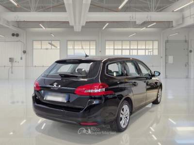 Peugeot 308 PEUGEOT 308 SW ACTIVE BUSINESS BLUEHDI 130 EAT8 SES STATION WAGON usata Bentivoglio