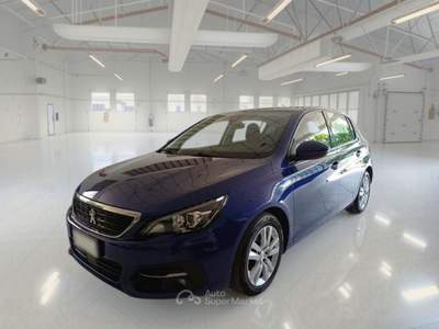 Peugeot 308 PEUGEOT 308 BUSINESS BLUEHDI 130 SES 5 PORTE BERLINA usata Verona
