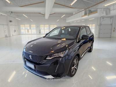 Peugeot 3008 PEUGEOT 3008 BLUEHDI 130 SES ALLURE SUV usata Bari