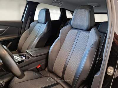 Peugeot 3008 PEUGEOT 3008 BLUEHDI 130 SES ALLURE SUV usata Bari