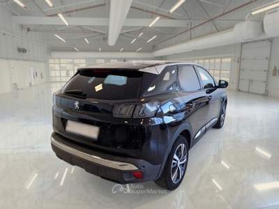 Peugeot 3008 PEUGEOT 3008 BLUEHDI 130 SES ALLURE SUV usata Bari