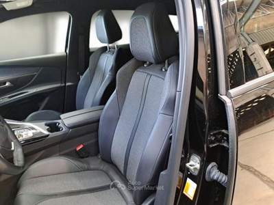 Peugeot 3008 PEUGEOT 3008 BLUEHDI 130 EAT8 SES ALLURE PACK SUV usata Verona