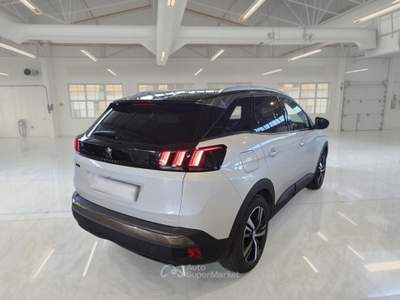 Peugeot 3008 PEUGEOT 3008 BLUEHDI 130 EAT8 SES BUSINESS SUV usata Roma