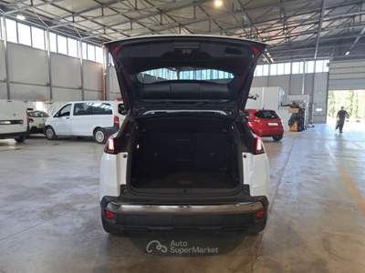 Peugeot 3008 PEUGEOT 3008 BLUEHDI 130 EAT8 SES BUSINESS SUV usata Roma