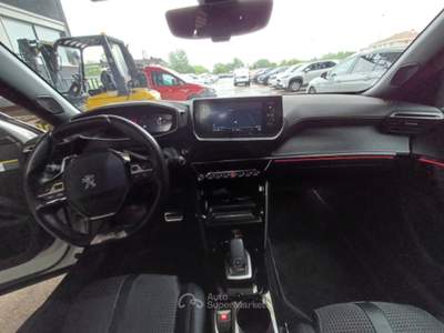 Peugeot 2008 PEUGEOT 2008 BLUEHDI 130 EAT8 GT S/S AUT. CROSSOVER usata Verona