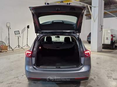 Opel Insignia OPEL INSIGNIA SPORT TOURER ST 1.6 CDTI BUSINESS 136 CV SES AT6 STATION WAGON usata Bentivoglio