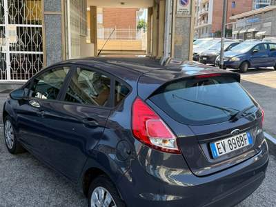 Ford Fiesta 5p. Bz.- GPL Titanium Grigio usata Moncalieri