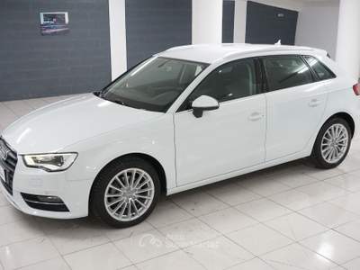 Audi A3 SPB 1.4 TFSI 122 cv Ambition Bianco usata Ispica