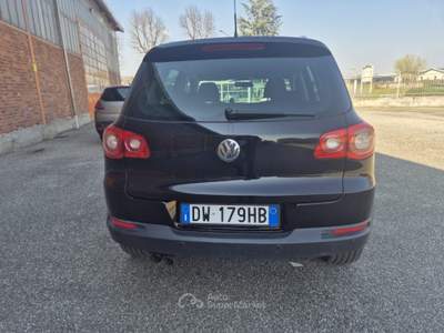 Volkswagen Tiguan 2.0 16V TDI DPF Trend & Fun (18°) EURO 5 Nero usata Trofarello