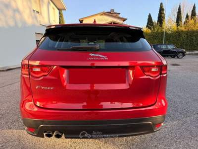 Jaguar F-Pace 2.0 D 180 CV aut. Portfolio Rosso usata CALCINATO