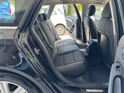 Audi A4 Avant 2.0 tdi Advanced OTTIME CONDIZIONI Nero usata Riccione