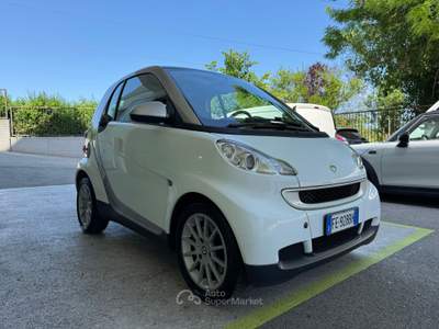Smart ForTwo 1.0 mhd Passion 71cv GARANZIA 24 MESI Bianco usata Riccione