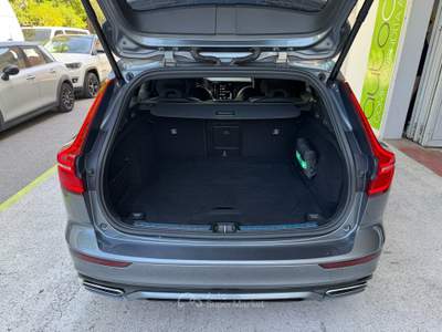 Volvo V60 b4 R-Design Hybrid GARANZIA 24 MESI Grigio usata Riccione