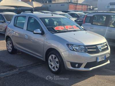 Dacia Sandero GPL 90cv S&S Lauréate Grigio usata Qualiano