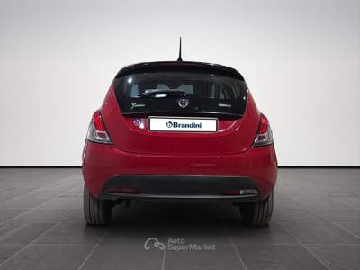 Lancia Ypsilon  1.0 firefly hybrid silver plus s&s 70cv Rosso usata Firenze
