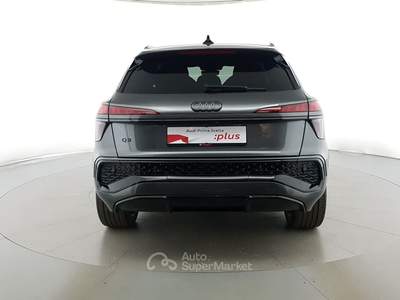 Audi Q3  - q3 1.5 tfsi mhev s line edition 150cv s-tronic Grigio usata Milano