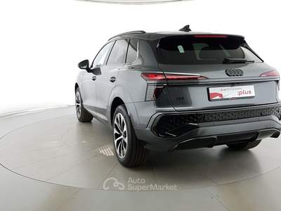 Audi Q3  - q3 1.5 tfsi mhev s line edition 150cv s-tronic Grigio usata Milano