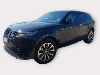 Land Rover Range Rover Velar 2.0D  240 CV R-MOTORE NUVO 2 ANNI Nero usata Gravina in Puglia