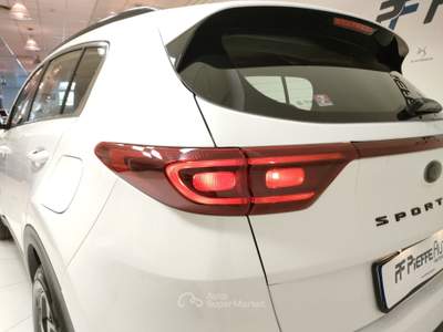 Kia Sportage  - sportage 1.6 crdi 136 cv 2wd mild hybrid Bianco usata Civitanova Marche