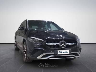 Mercedes-Benz GLA  200 d progressive advanced plus auto Nero usata Firenze