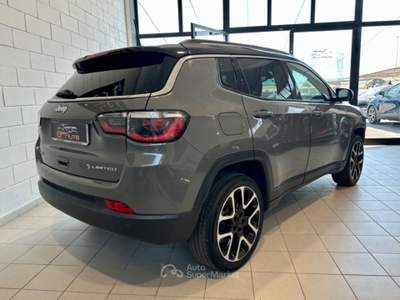 Jeep Compass 2.0 Multijet II aut. 4WD Limited *TETTO*NEOPAT* Grigio usata Cassina de' Pecchi