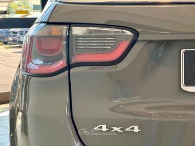 Jeep Compass 2.0 Multijet II aut. 4WD Limited *TETTO*NEOPAT* Grigio usata Cassina de' Pecchi