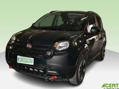Fiat Panda - my24 1.0 70cv hybrid cross Verde usata CAGLIARI Fiat Panda - my24 1.0 70cv hybrid cross Verde usata CAGLIARI