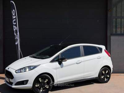 Ford Fiesta 1.4 5 porte Bz.- GPL Business Bianco usata Niardo