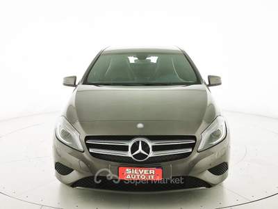 Mercedes-Benz Classe A CDI Automatic Sport Grigio usata Crema