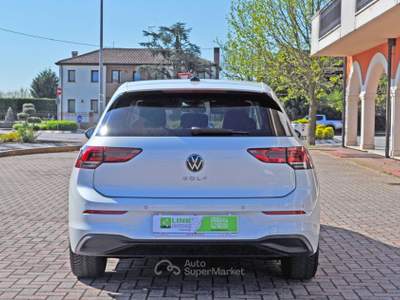Volkswagen Golf 2.0 TDI 150 CV DSG SCR Life Bianco usata Saonara