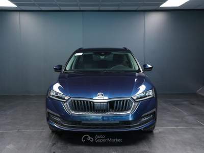 Skoda Octavia 2.0 TDI 116CV DSG Wagon Executive Blu/Azzurro usata Arsiè