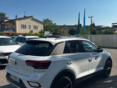 Volkswagen T-Roc 1.5 TSI ACT DSG Style Bianco usata Scandicci