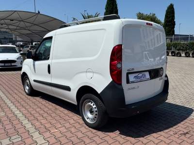 Fiat Doblò 1.6 Mjet 105cv PC-TN CARGO BUSINESS AZIENDALE Bianco usata Sesto Fiorentino