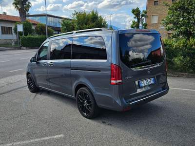 Mercedes-Benz Classe V Exclusive Long 8 Posti Grigio usata Rosà