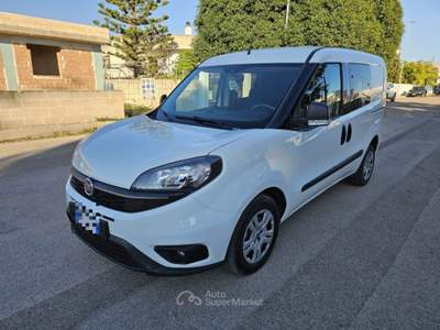 Fiat Doblò 1.6 MJT 105CV S&S PC Combi N1 Lounge Bianco usata Maruggio