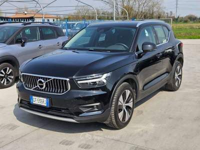 Volvo XC40 1.5 t4 phev Inscription Expre auto my21 - GF536RJ Nero usata Basiliano