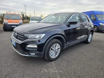 Volkswagen T-Roc 1.6 TDI 116cv SCR Business BMT - GB533YM Argento usata Basiliano