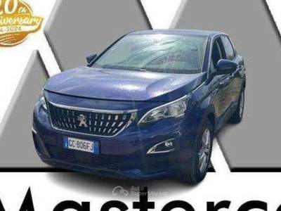 Peugeot 3008 3008 AUTOM 1.5 bluehdi Business s TG : GC806FJ Blu/Azzurro usata Basiliano