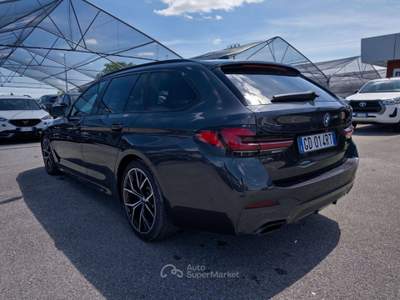 BMW Serie 5 530d 530d Touring xdrive Msport 286cv auto - GD014RT Nero usata Basiliano
