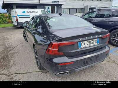 Volvo S60 S60 2.0 b3 R-design auto my21 - GK283FR Nero usata Basiliano