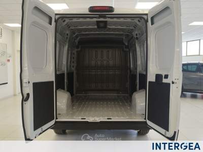 Peugeot Boxer Boxer 35 l2h2 2.2 diesel 140cv s&s Bianco usata Sesto Fiorentino
