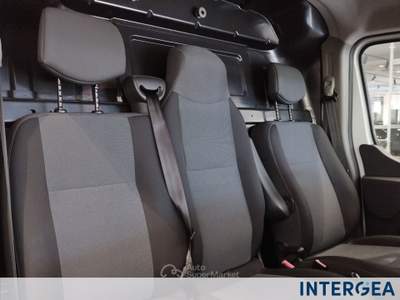 Renault Master Master t35 2.3 energy dci 150cv l2h2 ice Bianco usata Sesto Fiorentino