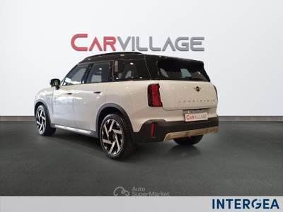 MINI Clubman Mini countryman 2.0 48v d favoured auto ft Bianco usata Sesto Fiorentino