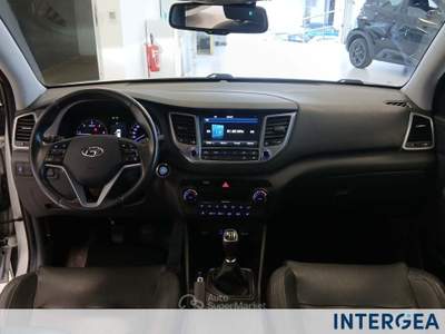 Hyundai Tucson Tucson 2.0 crdi xpossible 4wd 136cv Argento usata Sesto Fiorentino