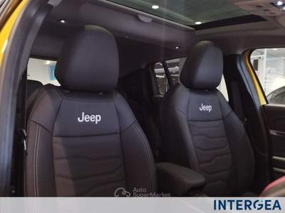 Jeep Avenger Avenger 1.2 turbo e-hybrid mhev summit fwd 110cv edct6 Oro usata Sesto Fiorentino