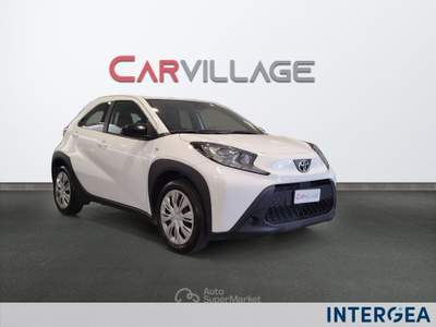 Toyota Aygo X  1.0 active 72cv Bianco usata Sesto Fiorentino